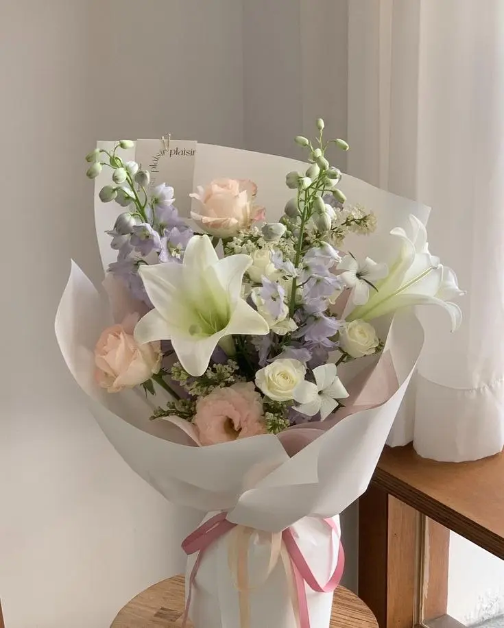 Pastel Lily & Lavender Mix