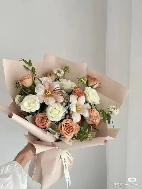 Peachy Mixed Wrap Bouquet